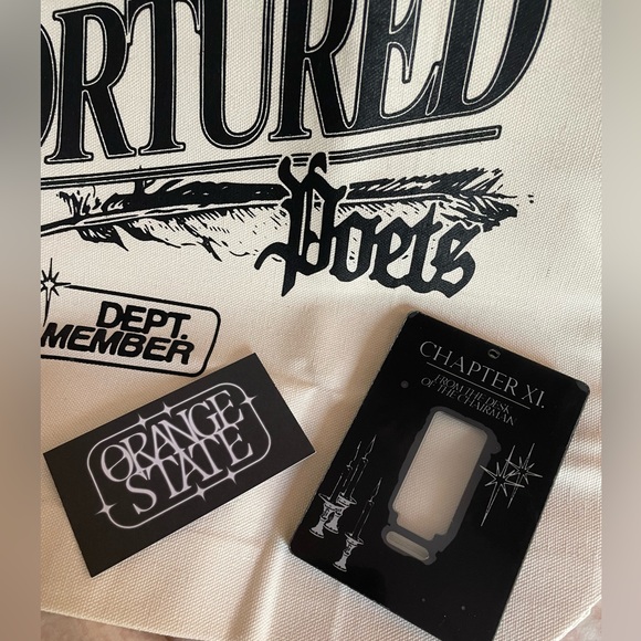 Taylor Swift - Tortured Poets Department Member Tote & Photo Card Holder - Picture 2 of 4